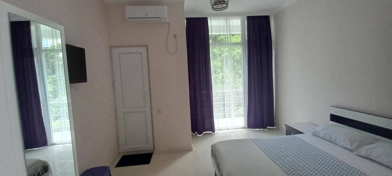 Guest House Marineza Gonio Bagian luar foto