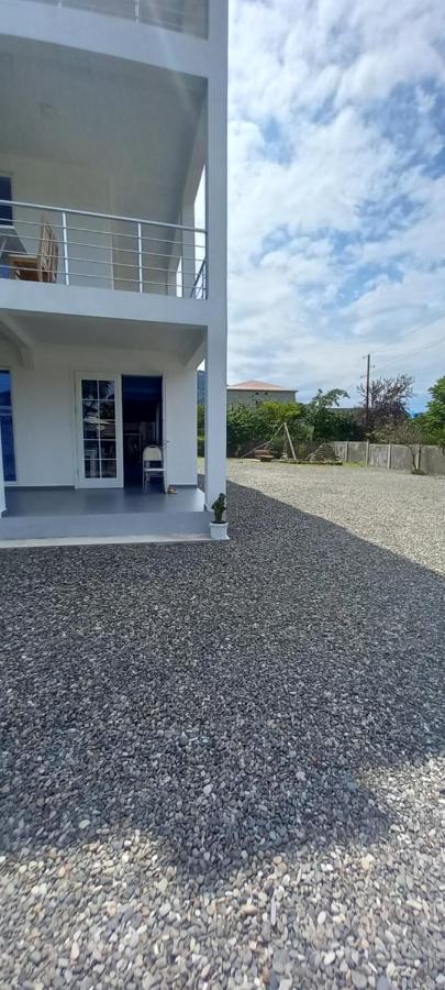 Guest House Marineza Gonio Bagian luar foto