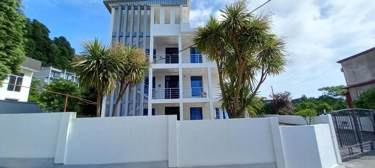 Guest House Marineza Gonio Bagian luar foto