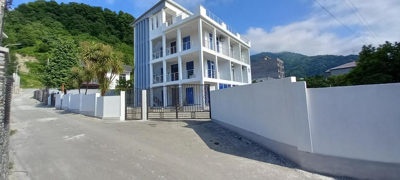 Guest House Marineza Gonio Bagian luar foto