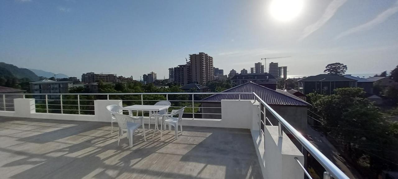 Guest House Marineza Gonio Bagian luar foto